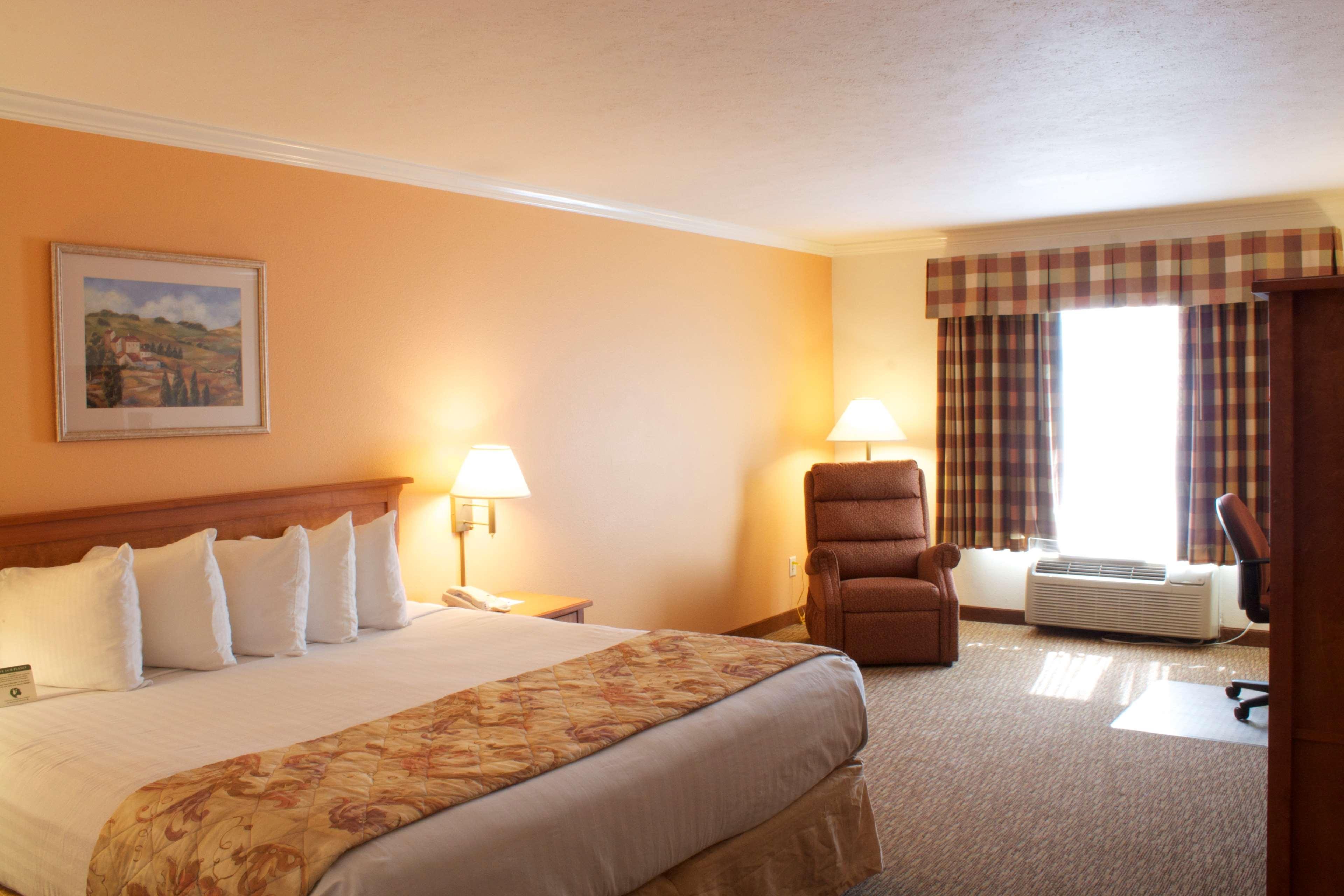 Sunnyside Best Western Plus Grapevine Inn מראה חיצוני תמונה